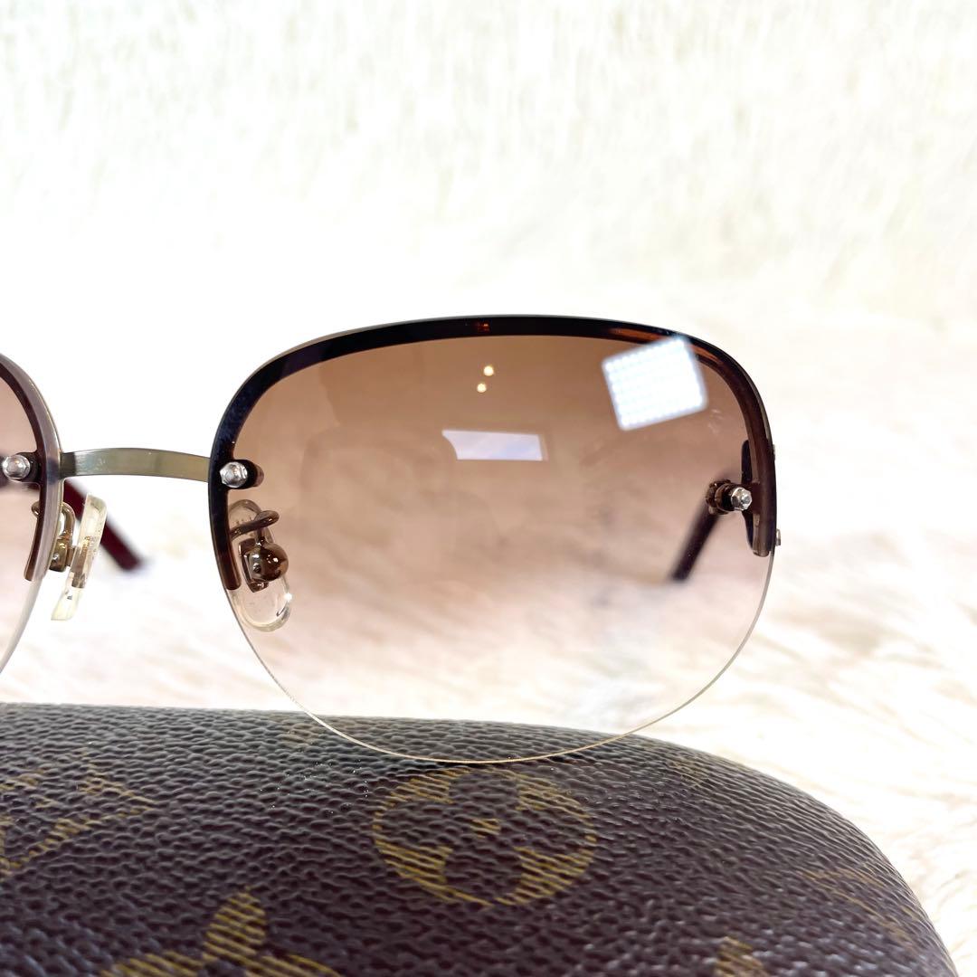 美品　GIVENCHY　ジバンシー　サングラス　SGY263　ブラウンレンズ