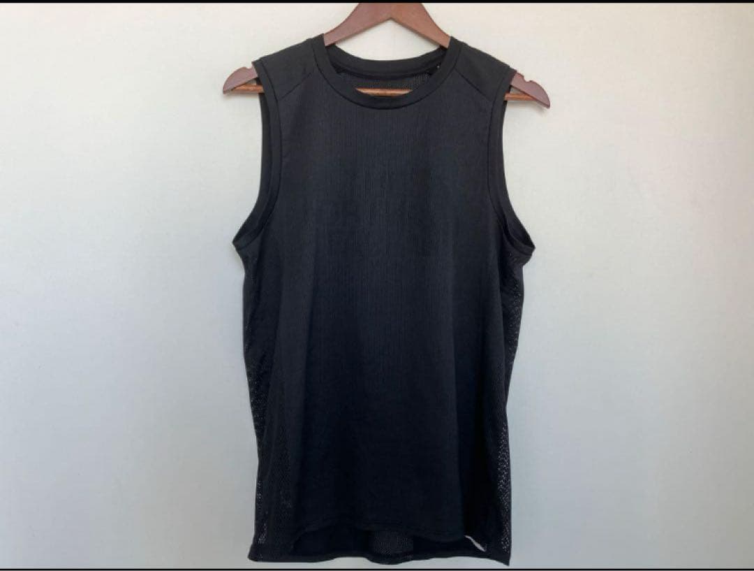 ☆美品☆ザノースフェイス スリーブレスベントスピードクルーノースリーブMサイズ☆