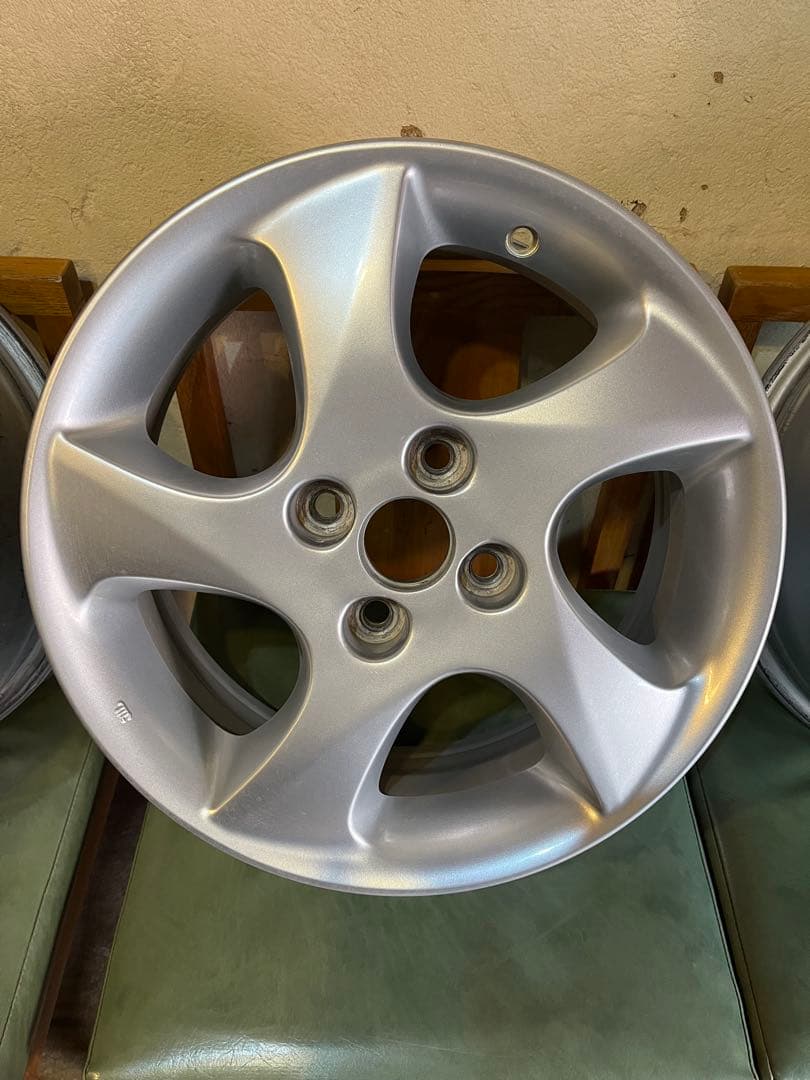シ*】様 マツダデミオ純正ホイール 15×6J+45 PCD100 4Hハブ径5