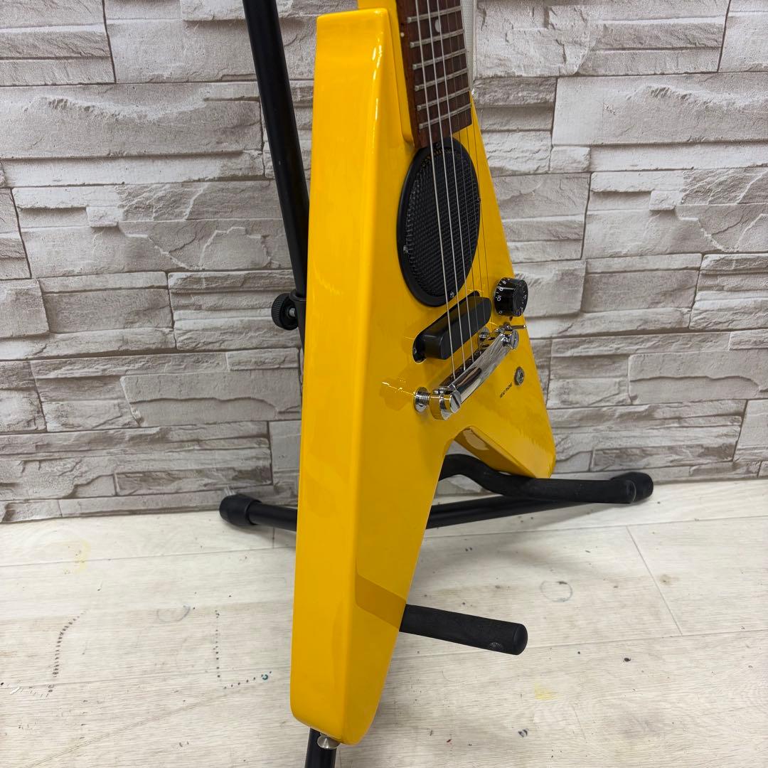 K-garage Junior アンプ内蔵 フライングVタイプ ミニギター