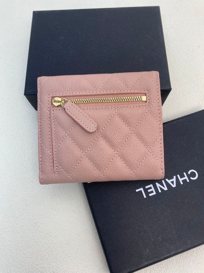 CHANEL キルティング 三つ折り財布 ピンク