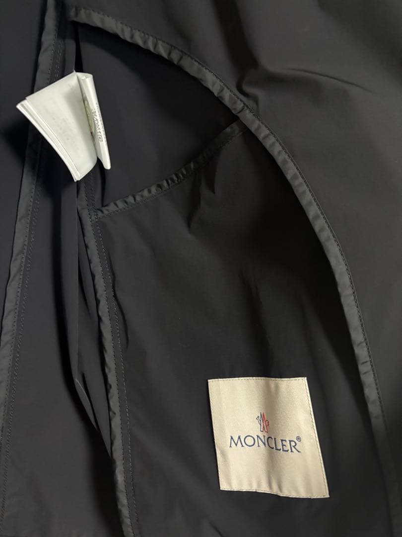 美品！MONCLER 黒 テーラードジャケット メンズ