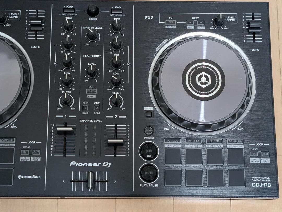 Pioneer DJ DDJ-RB DJコントローラー