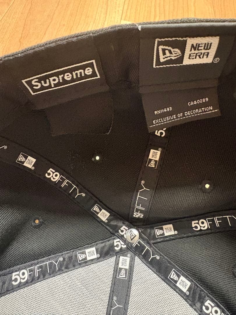 Supreme NEW ERA ブラック ベースボールキャップ