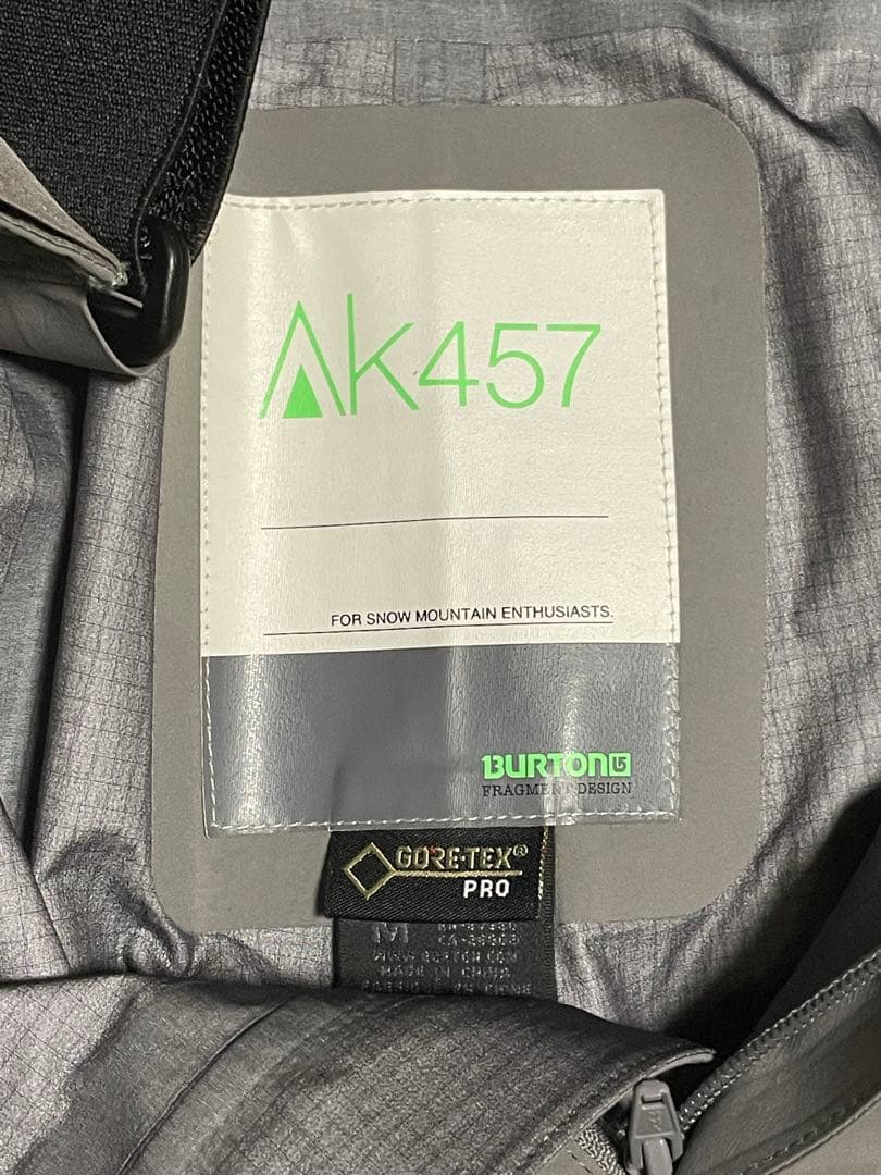 BURTON AK457 BIB グレー