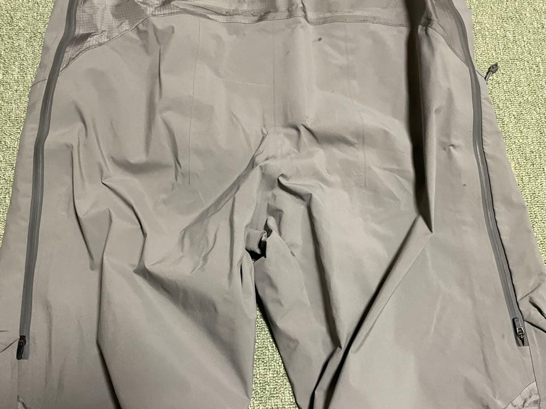 BURTON AK457 BIB グレー