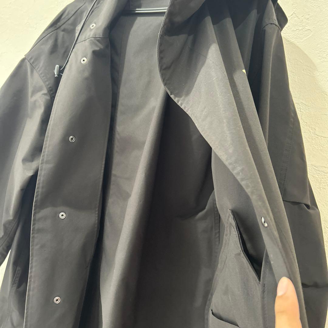 umbro numerals ベンチコート 黒