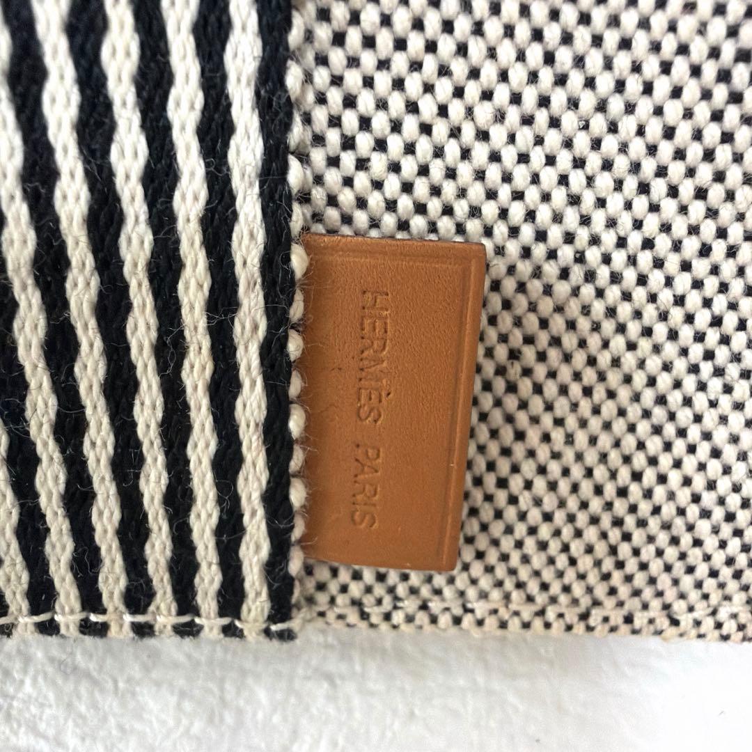 HERMES エルメス キャンバス トラベルケース 二つ折り財布　春財布