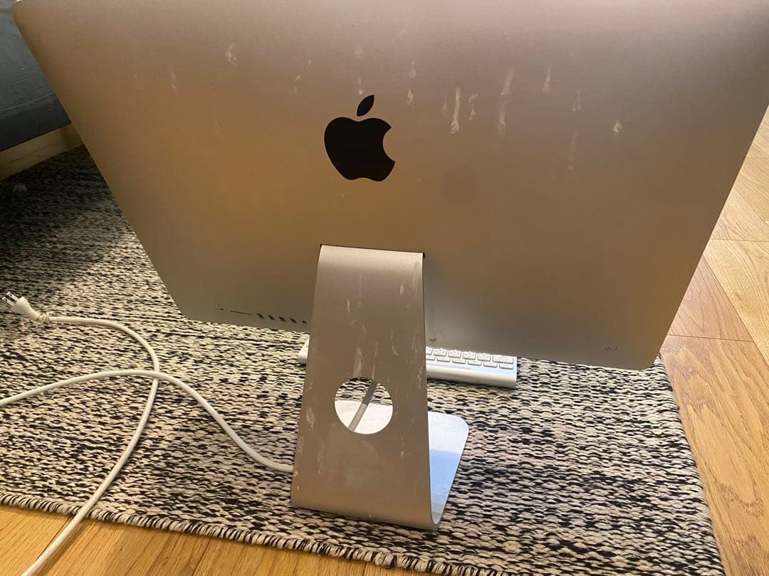 iMac 21.5インチ Mid2014 A1418 ジャンク本体＋キーボード