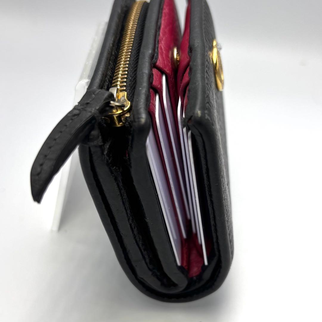 かえちゃん 　　　　　　　　　GUCCI グッチ GGロゴ 二つ折り財布