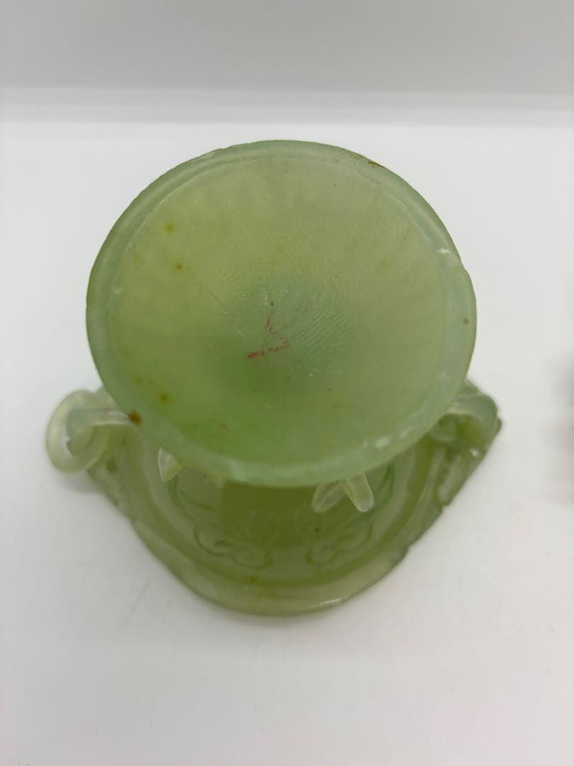 #中国美術　翡翠　彫刻　香炉　置物　アンティーク