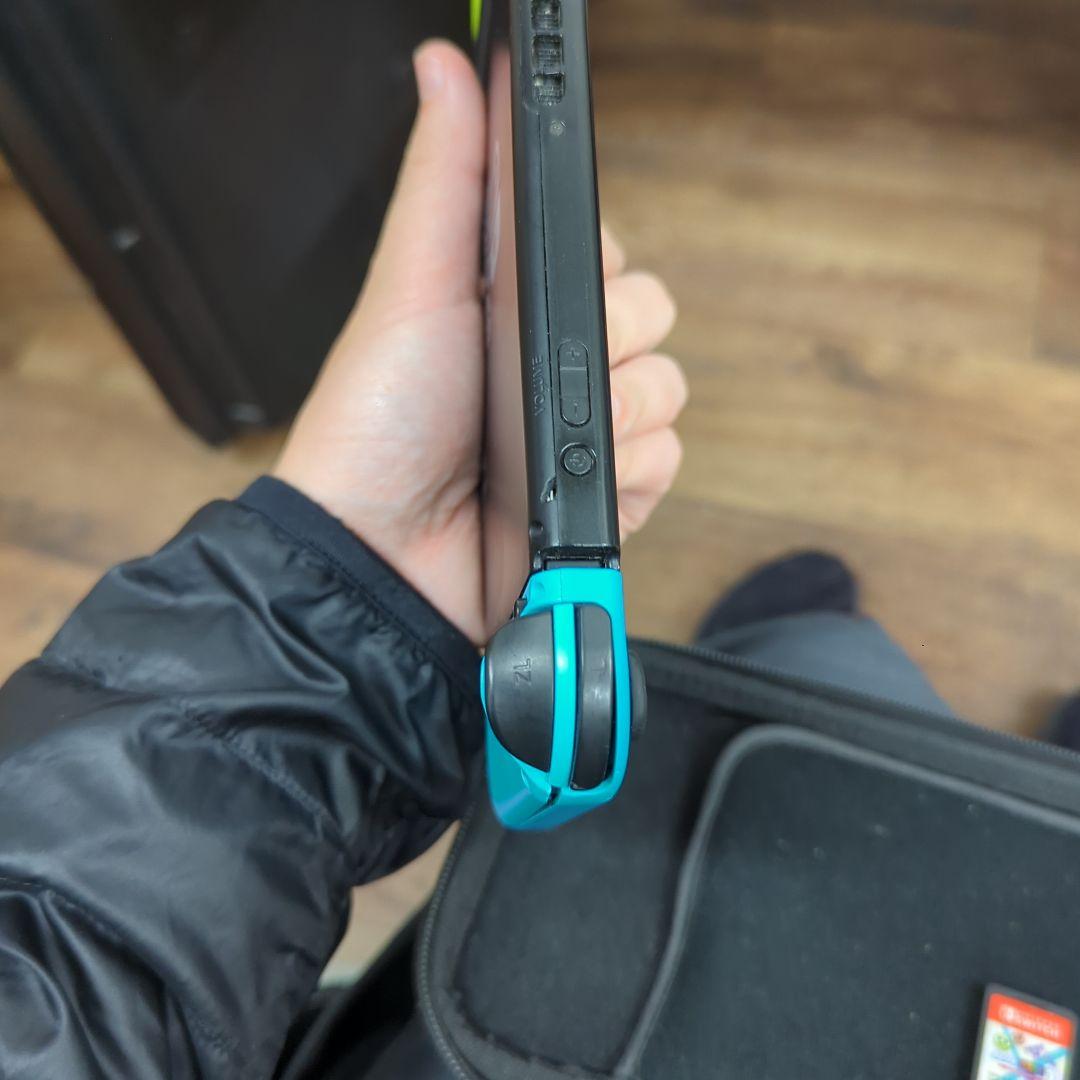 Nintendo Switch　ジャンク品　電源は入るだけ
