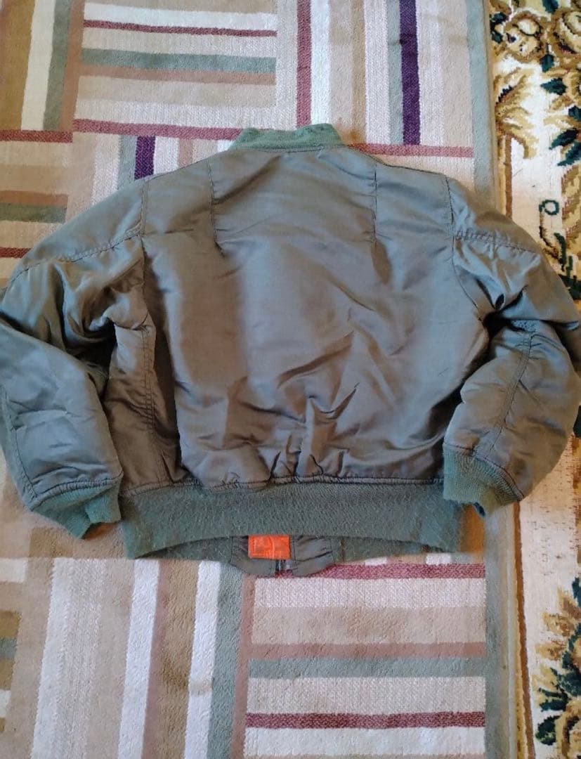 alpha ma1 カーキ　深緑　90s ideal zip