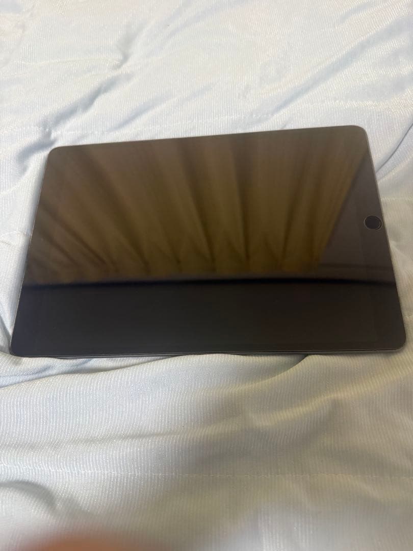 ゆ*な様 Apple iPad Air3 64GB Wi-Fiモデル　本体＋充電