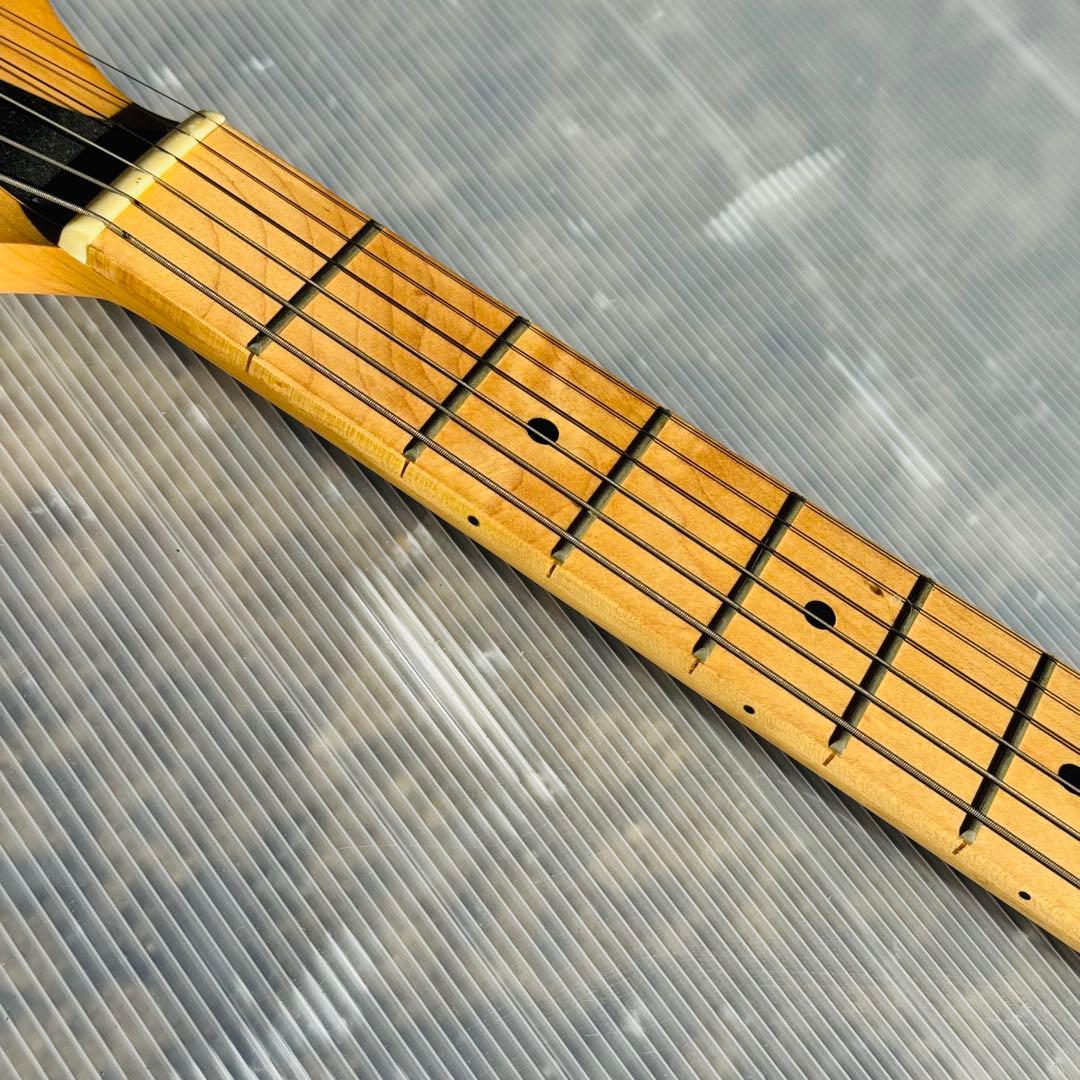 SYNSONICS シンソニックス アンプ内蔵 スピーカー搭載 エレキギター