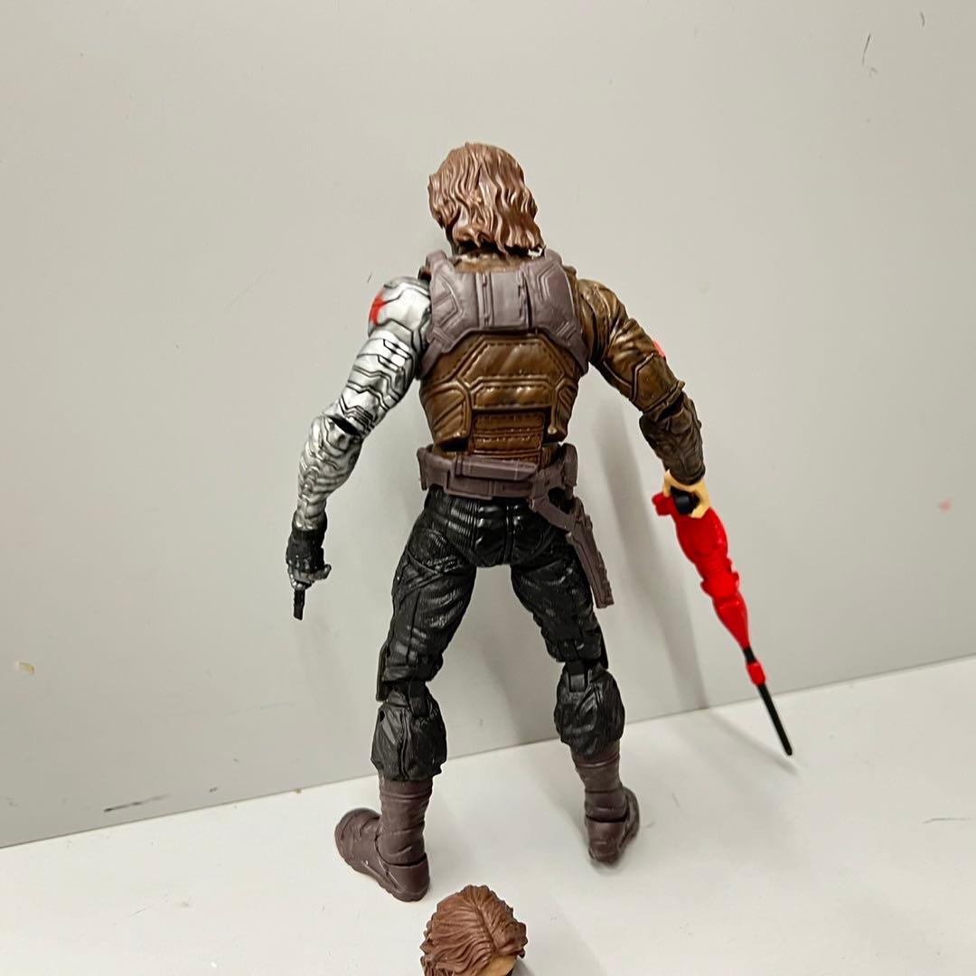 マーベルレジェンド バッキー