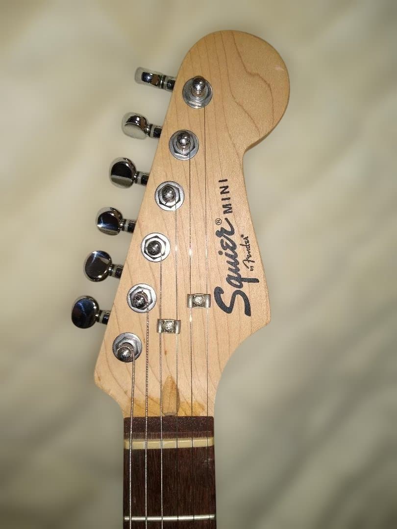 R*s様 エレキギター SQUIRE BY FENDER MINI ストラト