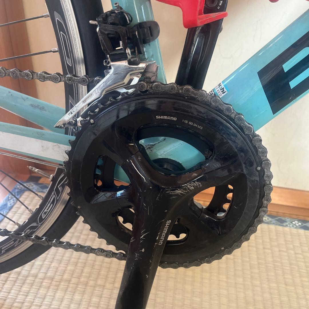 Bianchi SEMPRE PRO 105 2018 カーボン　ロードバイク