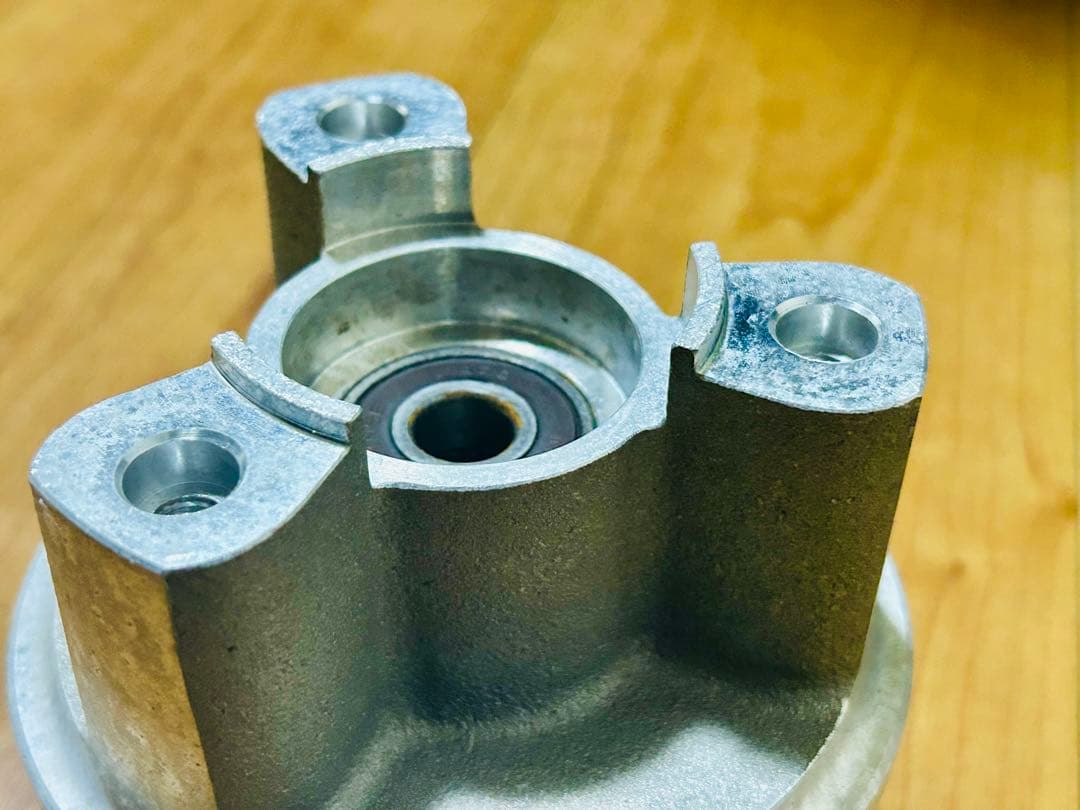 AB27 Z50J モンキー ゴリラ フロント ディスクブレーキ用ハブ