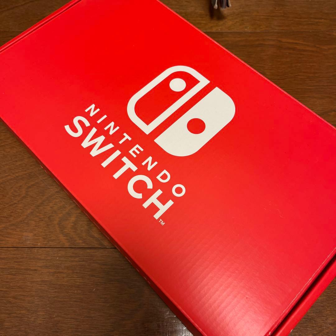 【美品動作確認済み】Nintendo Switch本体＋充電スタンド＋その他