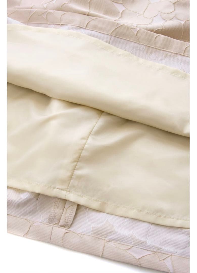 ✨美品✨OBLI 米沢別注ハートグログランスカート サイズ1 ベージュ