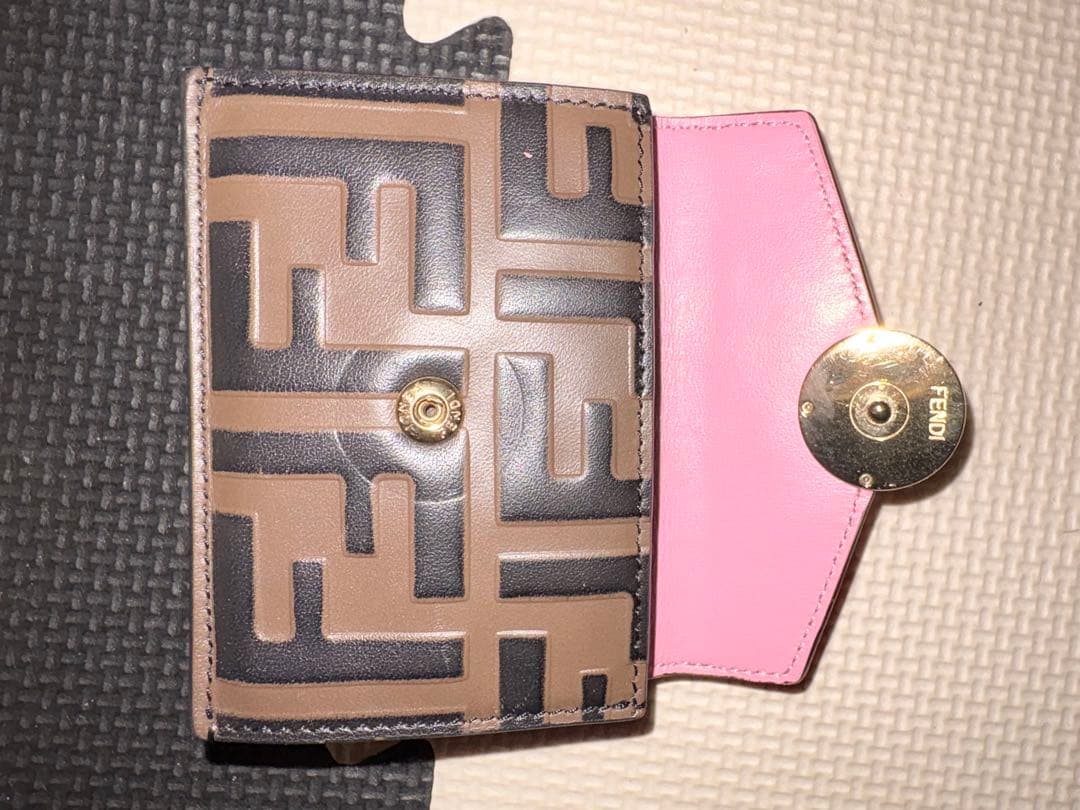 FENDI 三つ折り財布 ピンク/ブラウン