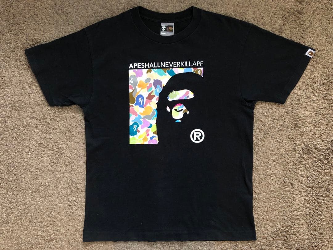 ★美品★A BATHING APE　Tシャツ　Lサイズ　APEヘッドカモ柄