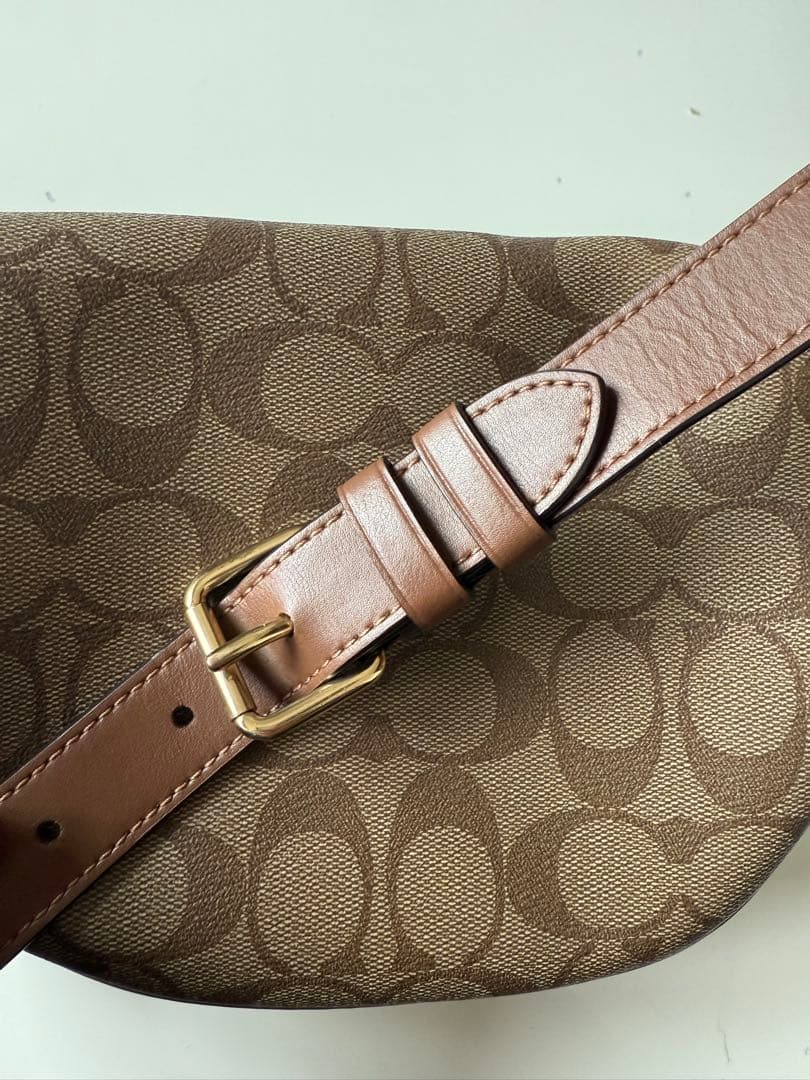 Coach コーチ　ボディバッグ・ウエストポーチ