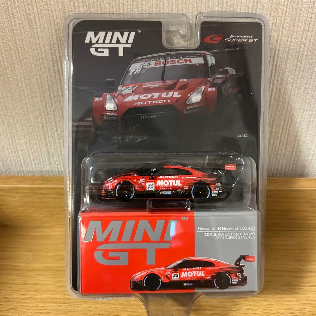 MINI GT　GT-R プロトタイプとMOTUL GT-R2台セット