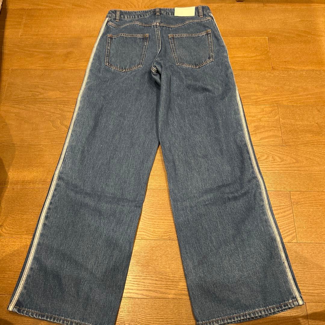 新品 アディダス adidas レディース・デニムパンツ ジーンズ 28インチ