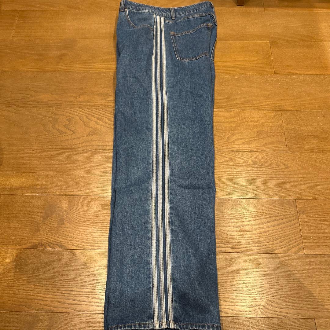 新品 アディダス adidas レディース・デニムパンツ ジーンズ 28インチ
