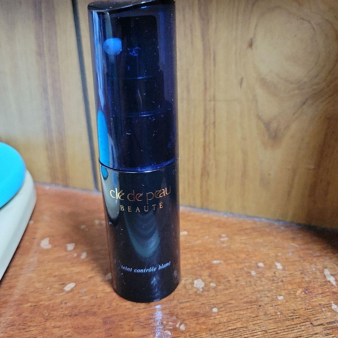 clé de peau BEAUTÉ 部分用ファンデーション