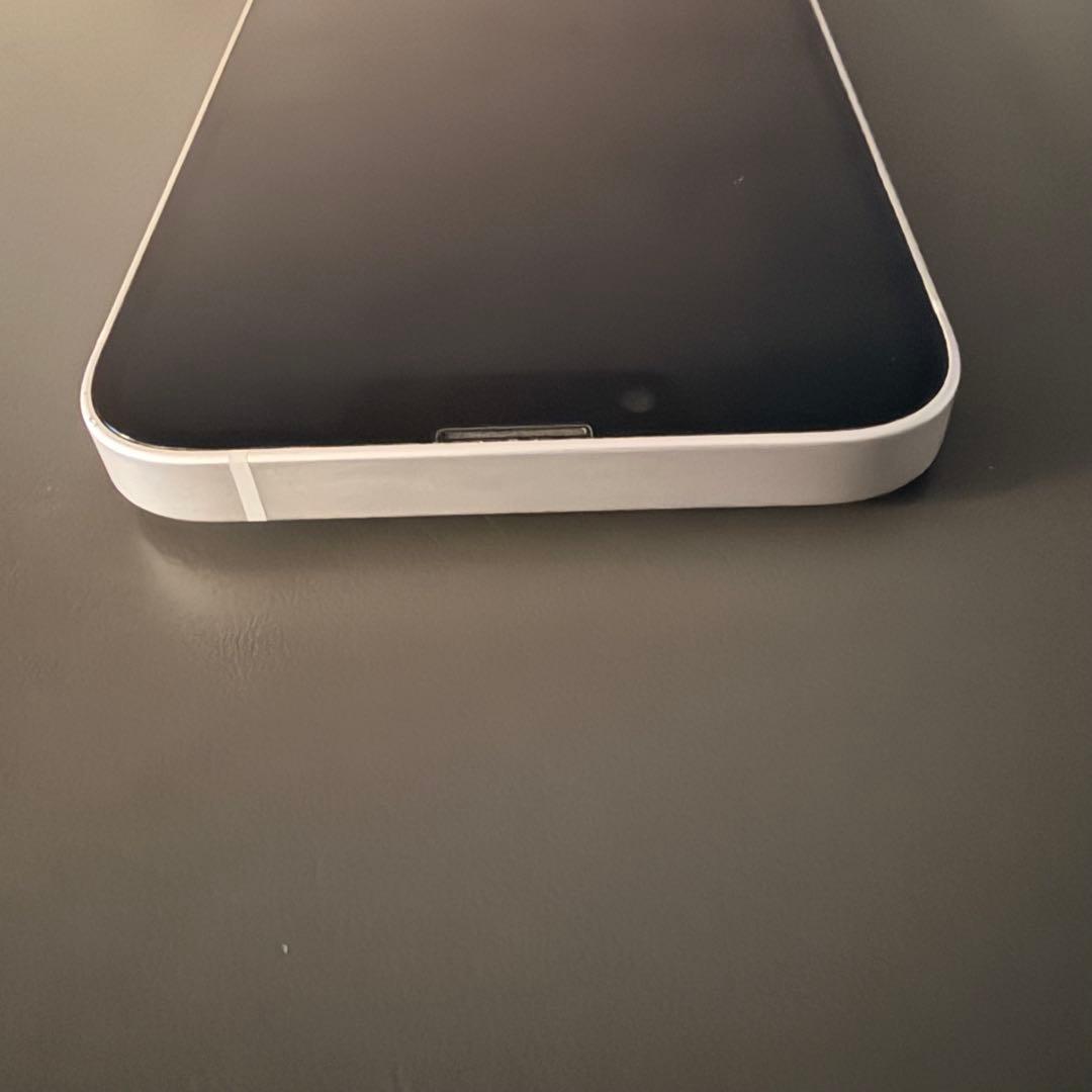 ［美品］iPhone 13 本体 128GB スターライト SIMフリー 85%