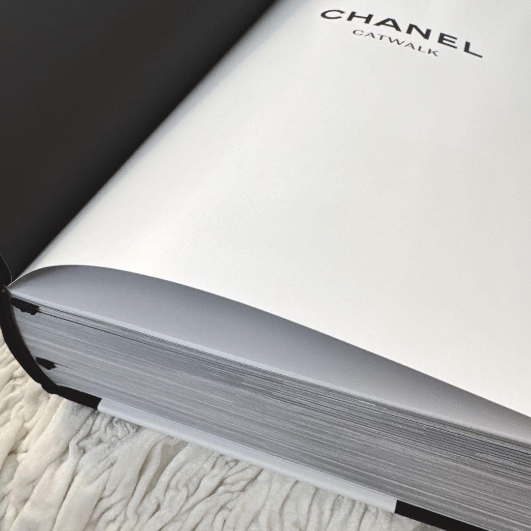 CHANEL CATWALK 本 インテリア 洋書