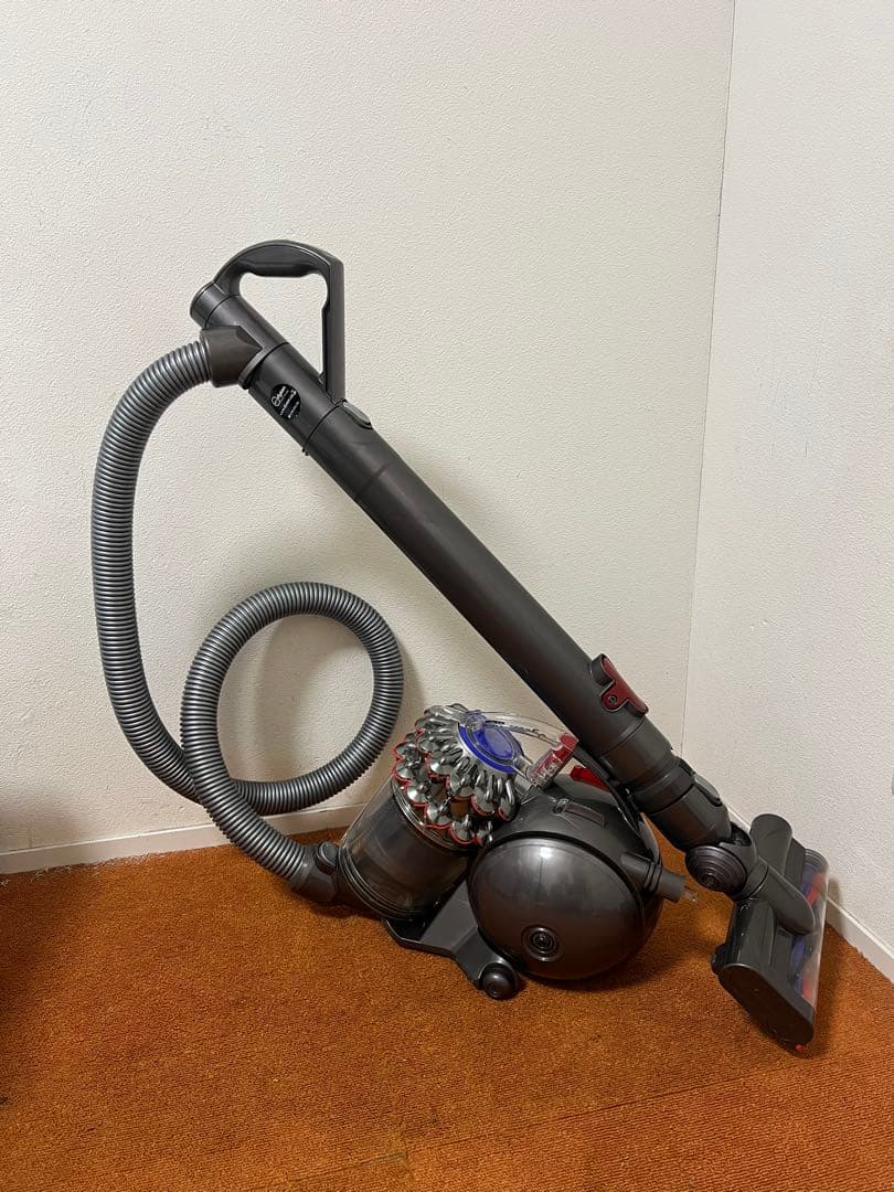 美品 ダイソン 掃除機 DC63 Motorhead キャニスター掃除機