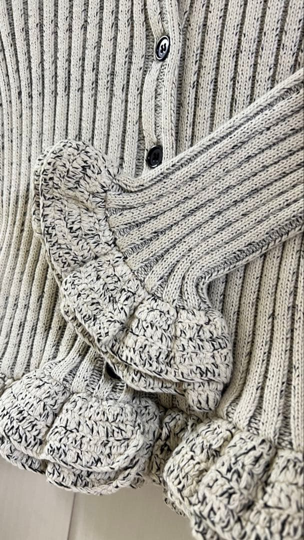 新品CLANE W FACE SHORT FRILLED KNIT TOPS