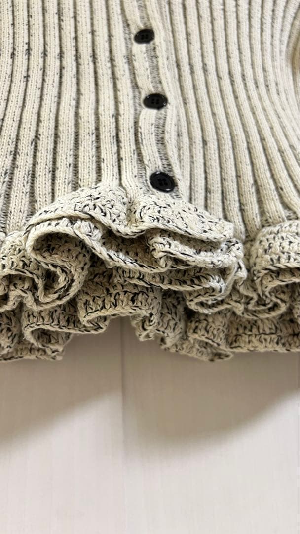 新品CLANE W FACE SHORT FRILLED KNIT TOPS