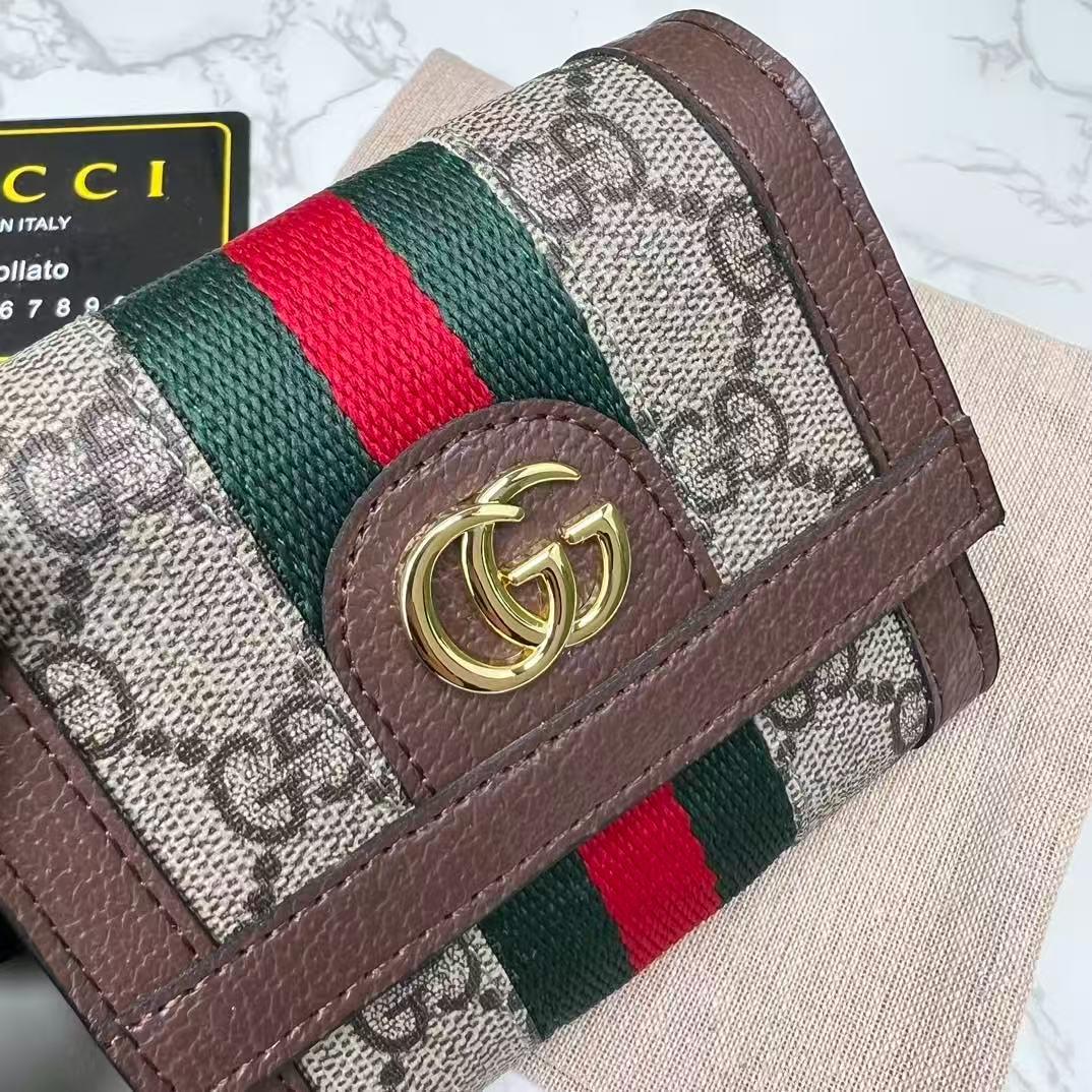 GUCCI GGモノグラム 二つ折り財布