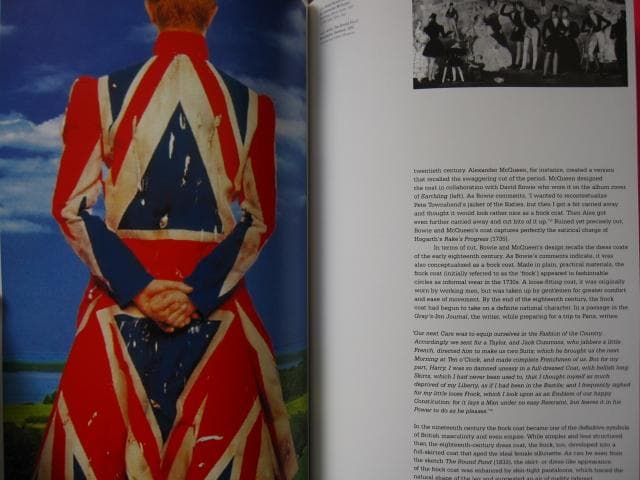MEN IN SKIRTS　Andrew Bolton　男のスカート