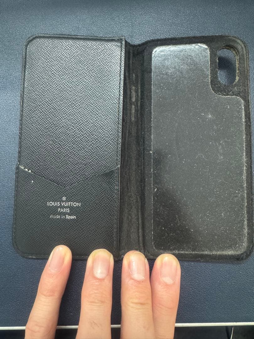 Louis Vuitton iPhone用手帳型ケース