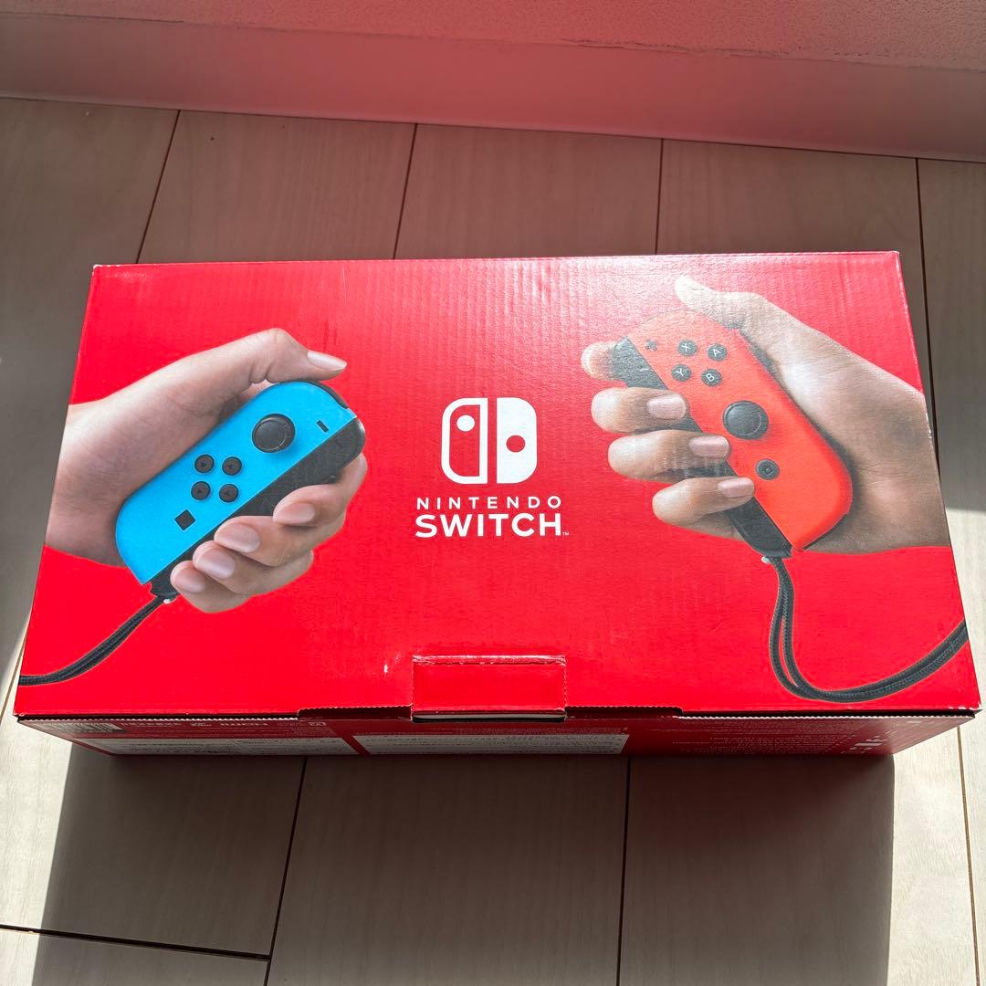 と*み様 Nintendo Switch 本体 青/赤 Joy-Con付き