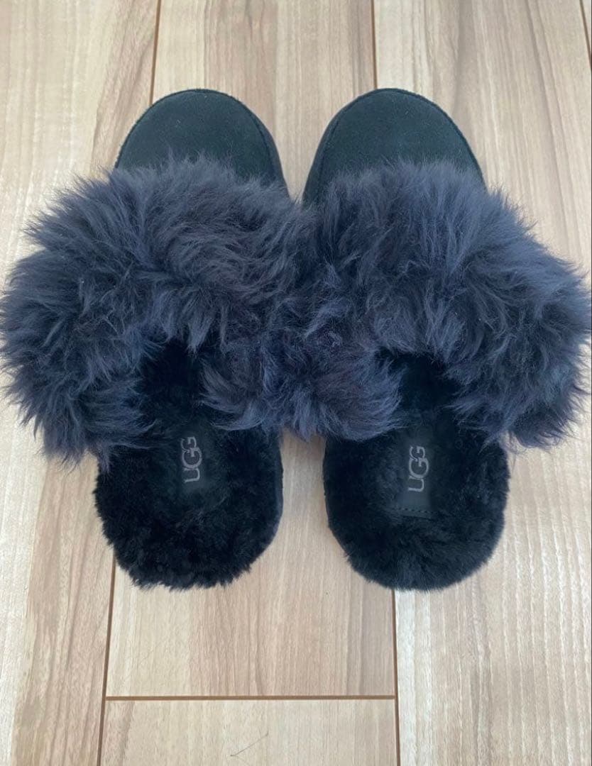 超特価✨　美品　UGG ディスケット　厚底サンダル　ブラック