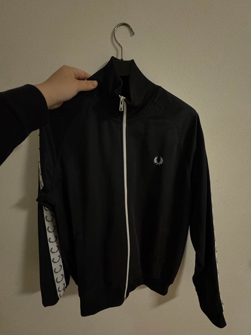 FRED PERRY トラックジャケット