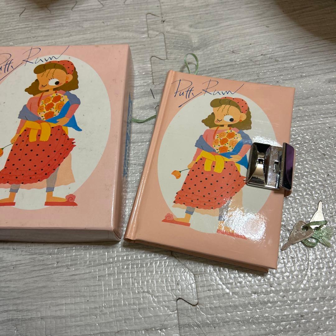 レモンヴィレッジ　鍵付きノート
