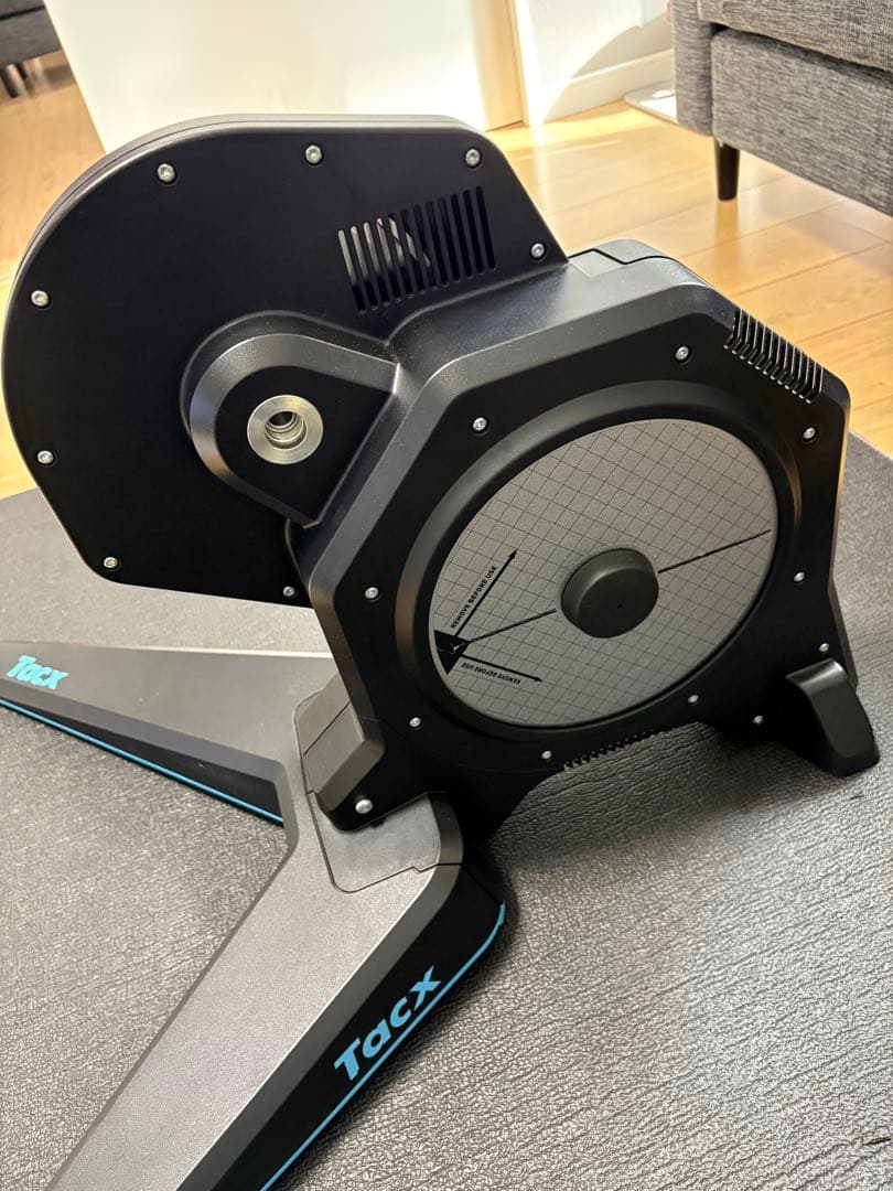 美品 • Tacx Flux 2 スマートトレーナー 箱/11速スプロケ付