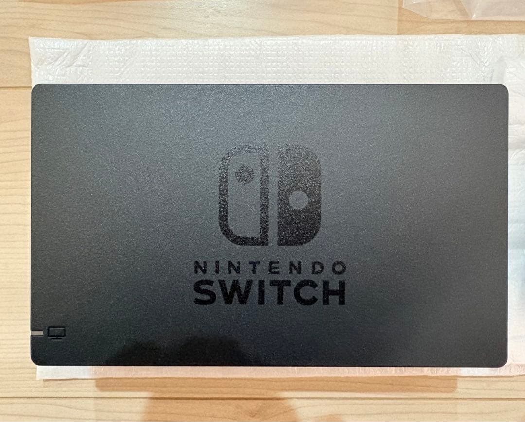Nintendo Switch【Joy-Con (L) / (R)グレー】 本体