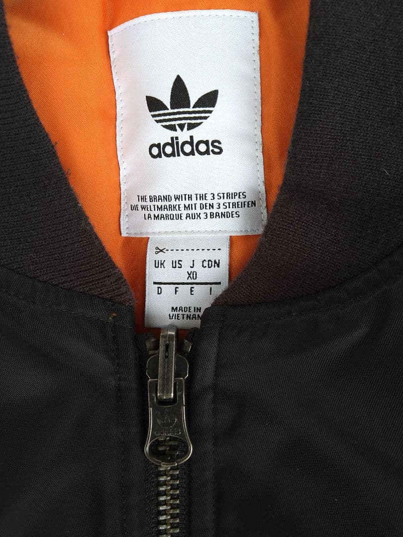 マ*コ様 adidas ボンバージャケット MA-1 フライトジャケット J X