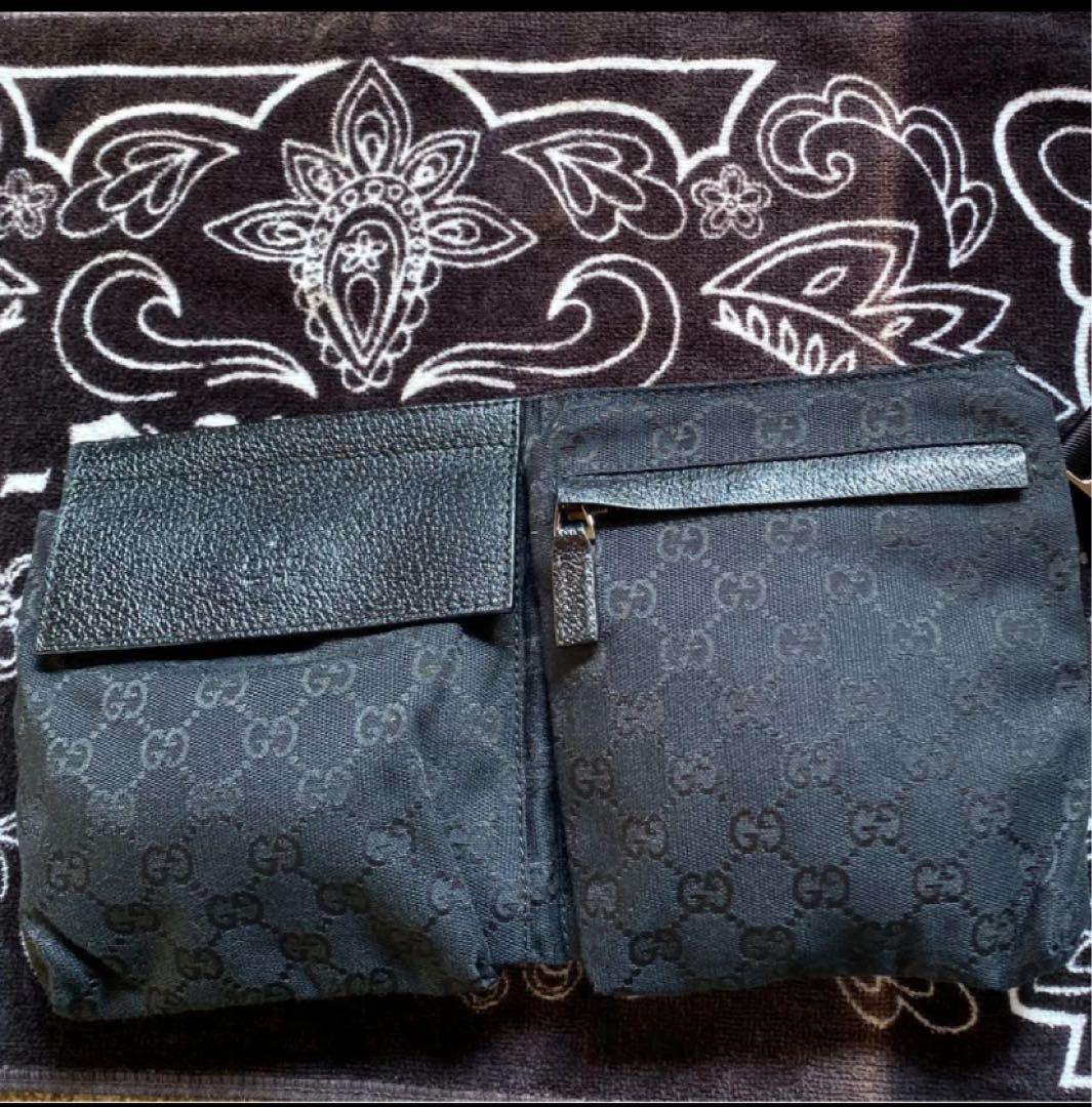 Gucci ブラック ボディバッグ