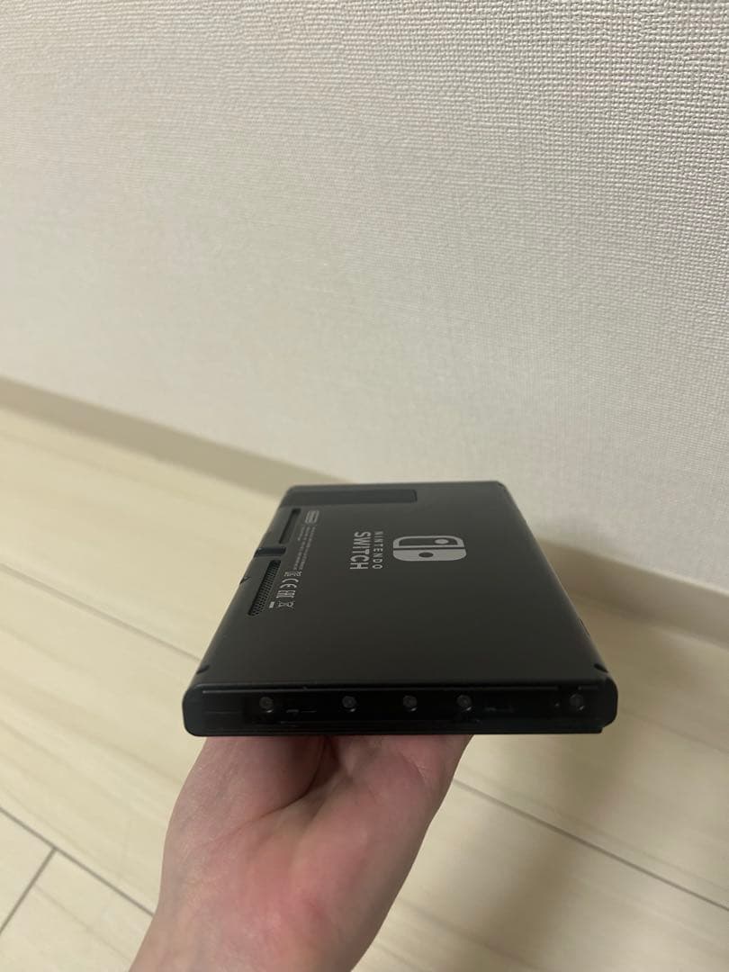 進*一様 Nintendo Switch 本体