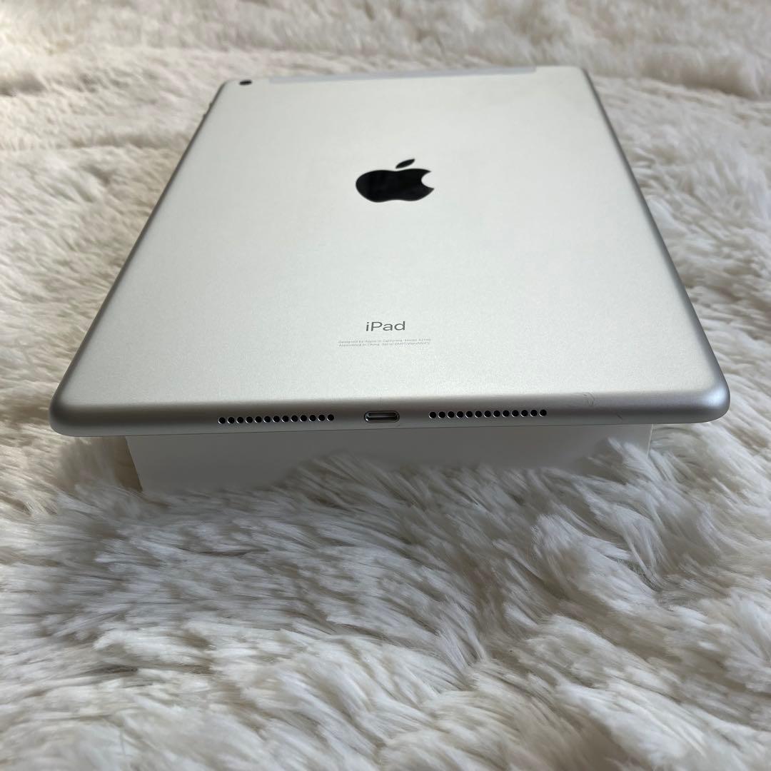 【完動品】iPad 第7世代 32GB SIMフリー 【すぐ発送】【付属品】